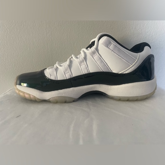 Jordan 11 retro - Picture 3 of 9